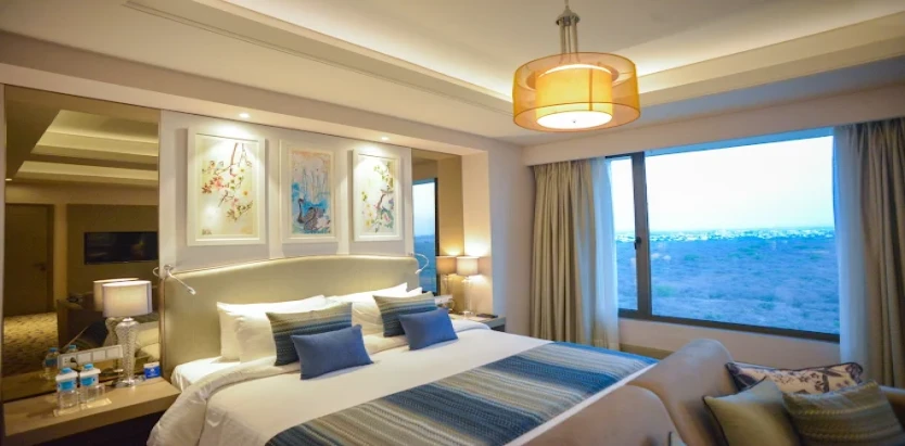 Efcee Sarovar Portico